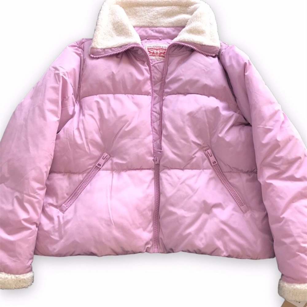 Woman’s Levi’s puffer jacket